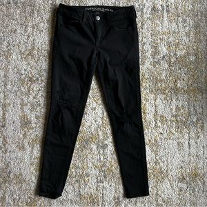 American Eagle Black Jeggings - Size 2 - Sleek and Comfortable Denim Leggings